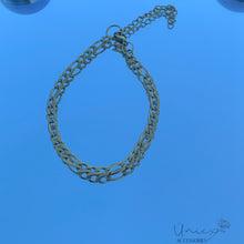 Load image into Gallery viewer, Mid Figaro Bracelet
