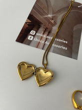 Load image into Gallery viewer, Keep My Heart Necklace
